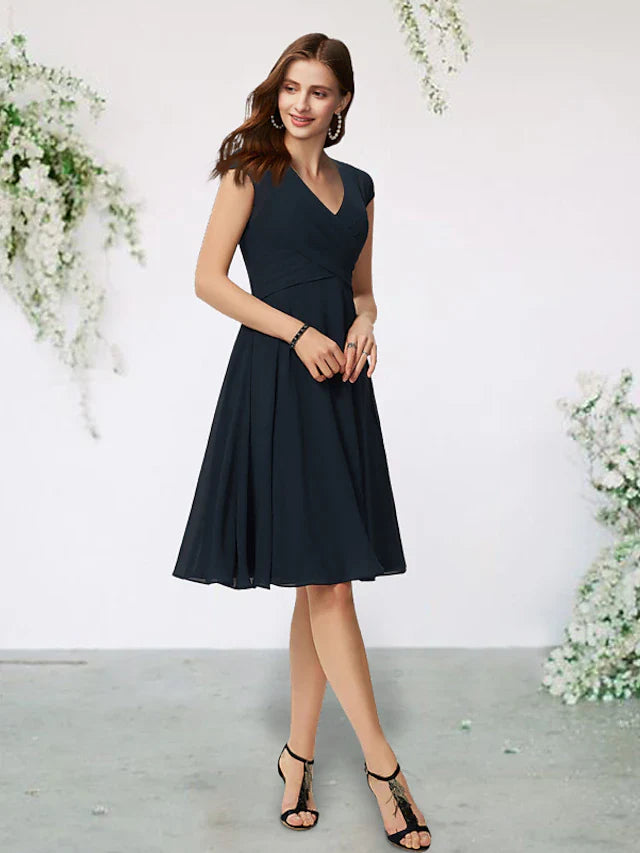 Wholesale A-Line Mother of the Bride Dress Elegant V Neck Knee Length Chiffon Cap Sleeve with Pleats Side-Draped Solid Color